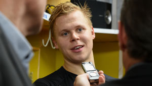 Olli Määttä vann Stanley Cup för andra året i följd.