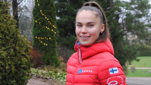 Karita Auvinen var sju år när hon började med konståkning. Porträttbild på Karita Auvinen.