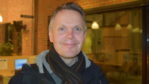 Pekka Salmi säger att det finns många möjligheter att påverka planerna i det här skedet. Arkitekt Pekka Salmi planerar Laurentiushuset.