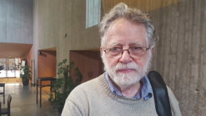 Edgardo Lander besökte Helsingfors universitet i tisdags. Professor Edgardo Lander, expert på Venezuela.