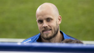 Teemu Pukki har inte gjort mål i landslaget sen förra senhösten, men spelade fram till ett par mål i de senaste matcherna. Teemu Pukki under en landslagsträning 2020.