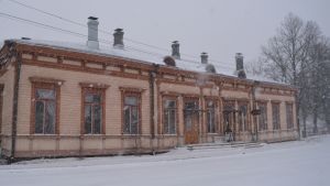 Borgå gamla järnhandel har varit inhyst i Borgå gamla järnvägsstation i många år. Borgå gamla järnvägsstation 12.01.17