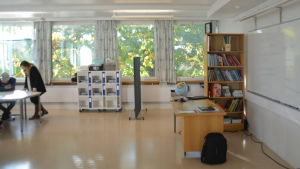Jopo-klasserna är till för elever som underpresterar eller har svag studiemotivation. Undervisning i jopo-klass i Ekenäs.