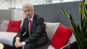 Framtidsforskaren Risto Linturi har haft rätt förr. År 2013 lyfte han till exempel upp 3d-skrivare, förstärkt verklighet (AR) och robotbilar som centrala fenomen under de kommande åren. Risto Linturi