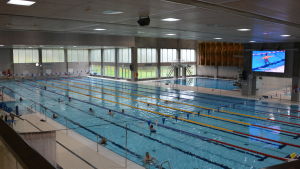 Impivaara simhall. I Impivaara simhalls 50-metersbassäng ryms man både att simma och vattenlöpa.