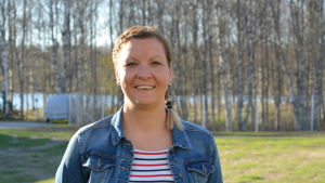 Anna Törnroos-Mård, chef för småbarnspedagogik och förskola i Korsholm, säger att det krävs ett tätt samarbete mellan föräldrarna, daghemmen och hälsovården i höst. Dagvårdschef Anna Törnroos