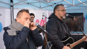 Furu gästade Jakobstad i samband med Näsdagen 9.11.2018. Här tillsammans med Jack Vreeswijk. musiker