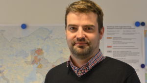 Stadsplaneringsarkitekten Simon Store är rädd för att alltför lätt byråkrati kan leda till otrevliga misstag. Simon Store