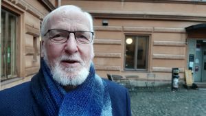 Tryggve Forssell. Tryggve Forssell, en man med glasögon, vitt skägg och vit mustasch.