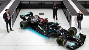 Mercedes presenterade sin nya bil för en vecka sedan. Mercedes presenterade sin nya bil för en vecka sedan.