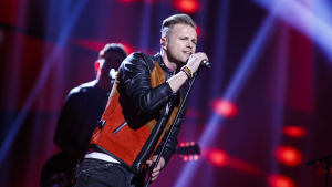 Nicky Byrne sjöng för Irland. Nicky Byrne representerar Irland i Eurovisionen 2016.