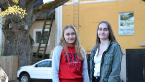 Gymnasieeleverna Amanda Salin och Anna Ring Gymnasieeleverna Amanda Salin och Anna Ring.