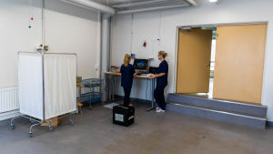 Finland har kapacitet för 13 000 coronatest om dagen. På bilden drive-in coronatest i Borgå. Drive-in coronatestplats.
