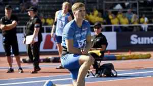 Håller Oliver Helanders axel för att kasta i VM? Oliver Helander kastade tre gånger i Stockholm.
