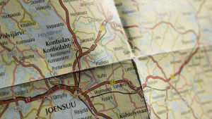 Privatägda Genimap (senare Karttakeskus) gav år 2004 ut Karta över Finland med svenska ortnamn i samarbete med svenska avdelningen vid Forskningscentralen för de inhemska språken. Karta som visar kommunen Kontiolax / Kontiolahti.