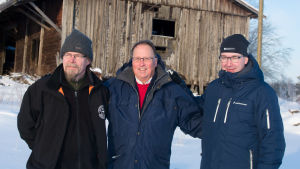 Storkentusiasterna Juha Tuomaala, Kimmo Kajaste och Magnus Nylander. Storkbo entusiaster.