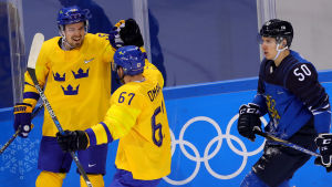 Anton Lander firar sitt mål mot Finland i Pyeongchang. Anton Lander firar sitt mål mot Finland.