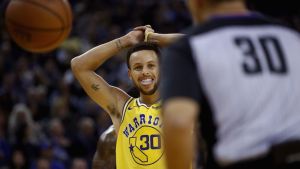 Steph Curry har varit den bästa poängplockaren i NBA den här säsongen med 29,5 poäng/match. Stephen Curry.