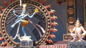 detaljer från ett hindutempel i Varkala i Kerala, Indien Tempel i Kerala i Indien. Skulpturer på hinduiska gudar