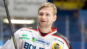 Markus Niemeläinen representerade Ässät i FM-ligan. Markus Niemeläinen representerade Ässät i FM-ligan.