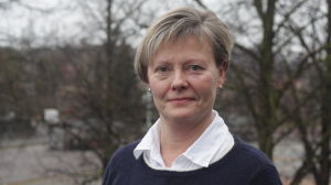 Rektor vid Pargas svenska gymnasium, Annika Gustafsson förklarar att man ska ta kontakt med Pargas hälsocentral per telefon ifall man misstänker att man bär på coronaviruset. Då kan gymnasiet i sin tur kontakta studentexamensnämnden. Rektor Annika Gustafsson vid Pargas svenska gymnasium