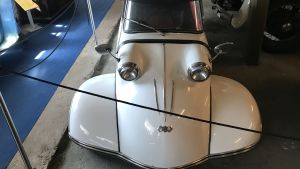Messerschmitten tillverkades för krigsinvalider. Vit Messerschmitt Kabinenroller