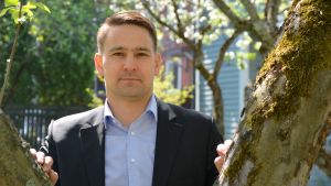 Finansdirektör Henrik Rainio är orolig över Borgås ökade låneskulder. Arkivbild. Borgå stads finansdirektör Henrik Rainio
