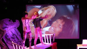"Fantomens lillasyster", en pjäs om mobbning, sattes upp på Wasa Teater hösten 2012.