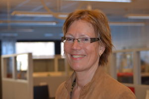 Tvåspråkighetsmedlen kräver mer transparens, menar Kristina Lindström vid bio- och miljövetenskapliga fakulteten. Kristina Lindström, nyutnämnd professor i hållbar utveckling