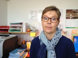 Om barnen frågar om katastrofen diskuterar vi nog, säger Kerstin Aspelin vid Mattlidens skola. Kerstin Aspelin är klassslärare vid mattlidens skola i Esbo
