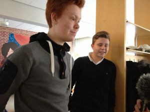 Alexander Beijar skulle helst inte vilja ge bort sin telefon under lektionstid.