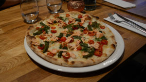 Pizza Salmone på Pjazza