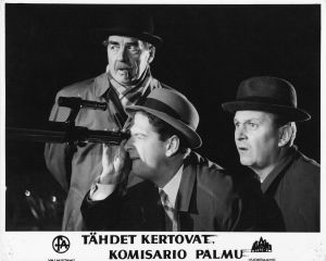 Ote elokuvasta Tähdet kertovat, komisario Palmu (1962).