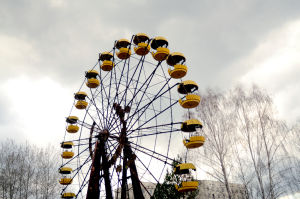 Ruostunut maailmanpyörä komistaa edelleen Prypjatin kaupunkia. Tšernobyl, maailmanpyörä