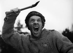 Topi (Holger Salin) elokuvassa Punainen viiva (1959).