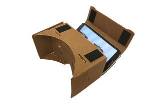 Aseta älypuhelin virtuaalitodellisuuslasien koteloon ohjeiden mukaisesti