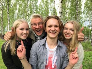 Kuvassa Fanni Suomi, Pirkka-Pekka Petelius, Atte Reunanen ja Lotta Lehtikevari.
