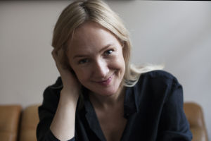 Lina Thomsgård har redigerat antologin "En annan historia". Författaren och kulturredaktören Lina Thomsgård.