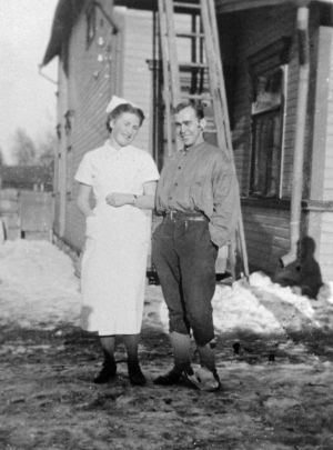 Sairaanhoitaja ja sotavanki. (1941)