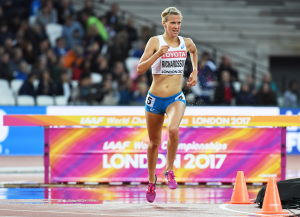 Hinderlöparen Camilla Richardsson från Vasa löper 5  Camilla Richardsson löper i VM