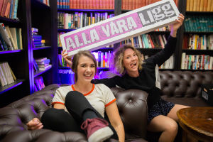 Anna Dahlbäck, Amanda Colldén från podden "Alla våra ligg"