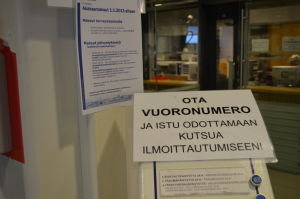 Ingången till Haartmanska sjukhusets jour. Haartmanska sjukhusets jour i Helsingfors.