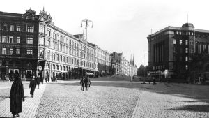 Det gamla torget på 1900-talet, då täckt med kullersten.