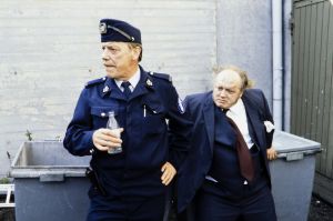 Näyttelijät Tenho Saurén (Reinikainen) ja Pauli Mäkinen (Grönblom). 