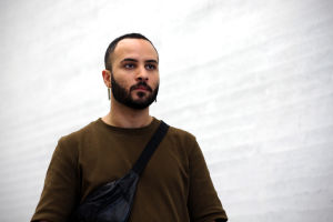 I Hittehatt kommer Kabbani att spela emot en av sina förebilder, Oskar Pöysti. Boodi Kabbani.