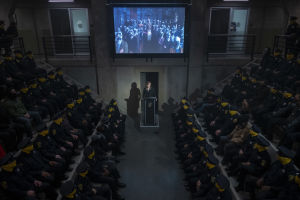 Maskerade poliser och maskerade skurkar. Maskerade poliser och skurkar i Watchmen.