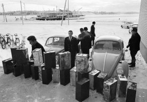 Laivoista takavarikoituja pirtutonkkia 1967. 