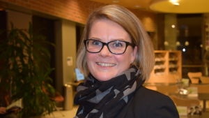 Monica Lemberg ser fram emot en egen enhet för de svenskspråkiga barnen i Laurentiushuset. Monica Lemberg är numera rektor för alla svenska skolor i Lojo.