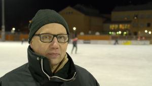 Kari Janhunen - bandypappa och viceordförande i Akilles bandysektion. Kari Janhunen