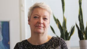 Fia Isaksson tycker att de unga har vettiga resonemang och ser både för- och nackdelar med båda utrymmesförslagen. fia isaksson är kulturchef i pargas